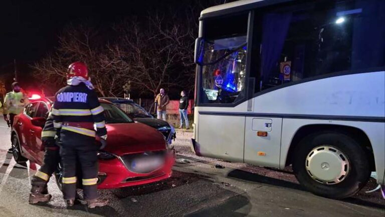 accident-autobuz-arad