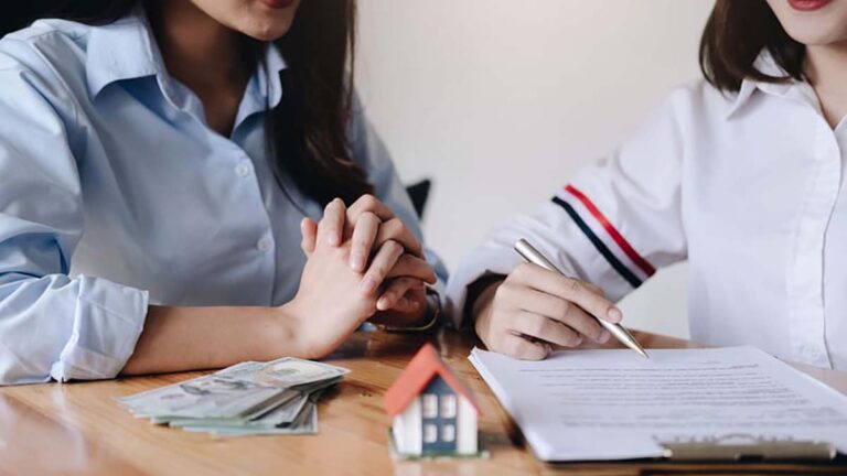intermedieri imobiliare