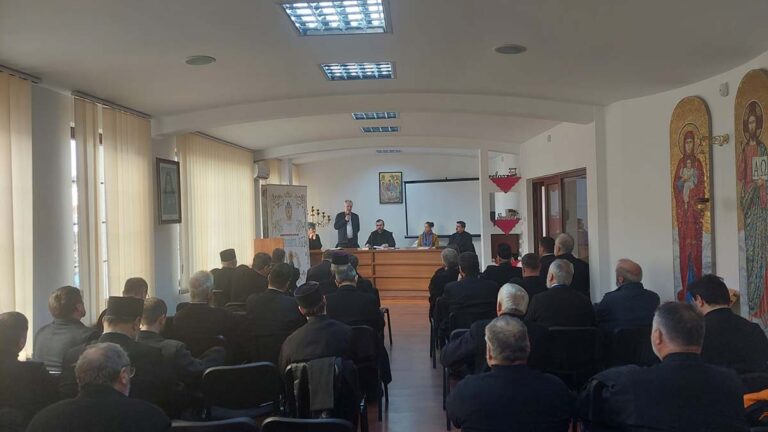 sedinta-mitropolia-moldovei