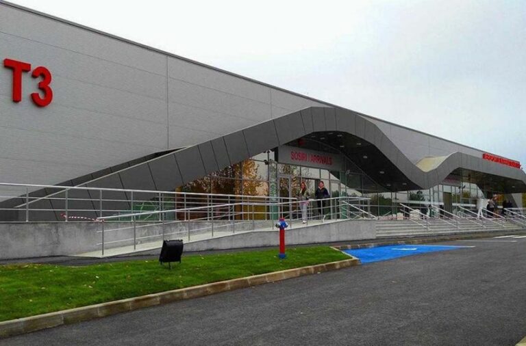 angajari-aeroport-iasi-850x560-1